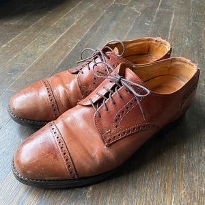 Allen Edmonds | Cap Toe | 9.5 D